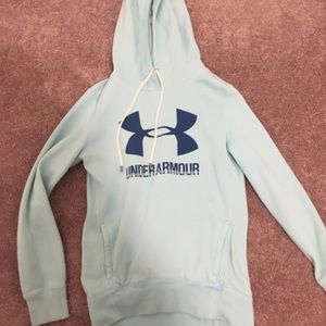 Under armour sweatshirt